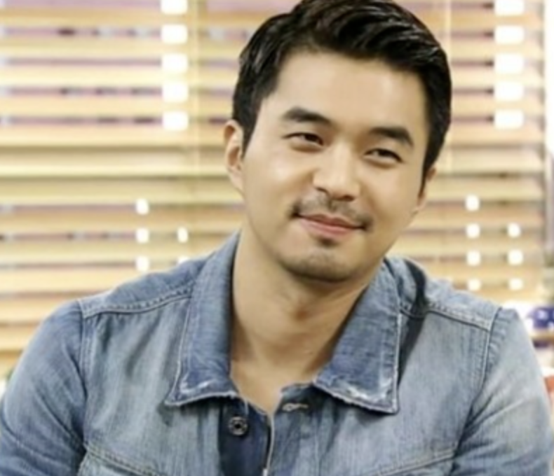 배우 정준