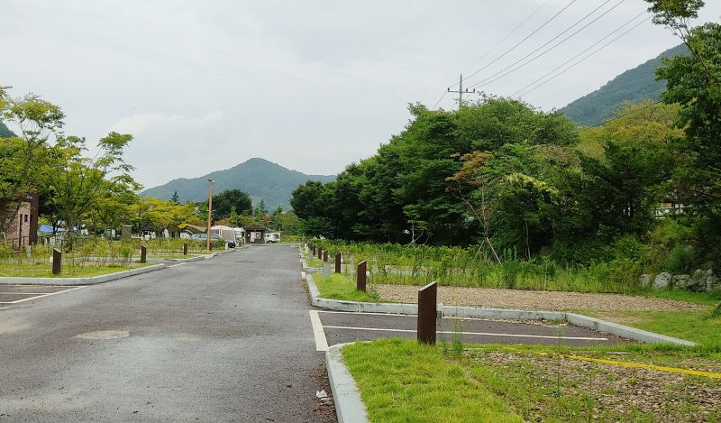 B구역 사이트옆으로 주차할수 있음
