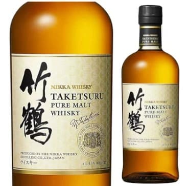 타케츠루 라고 적혀 있는 갈색의 유리병