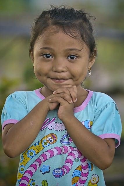 보조개가 주는 긍정적인 이미지와 사회적 영향