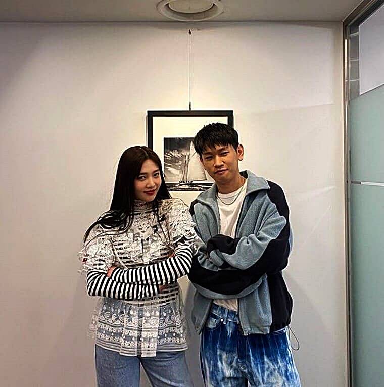 레드벨벳-조이-남자친구-가수-크러쉬