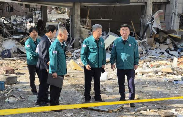 청주 가스 폭발 블랙박스 영상: 전쟁터 방불케 한 흥덕구 봉명동 상가 현장