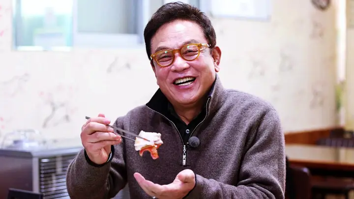 김영철의 동네 한 바퀴 20년 노포 흑산도 홍어회 홍어애탕 홍어찜 홍어삼합 맛집 목포 오거리 맛집 소개