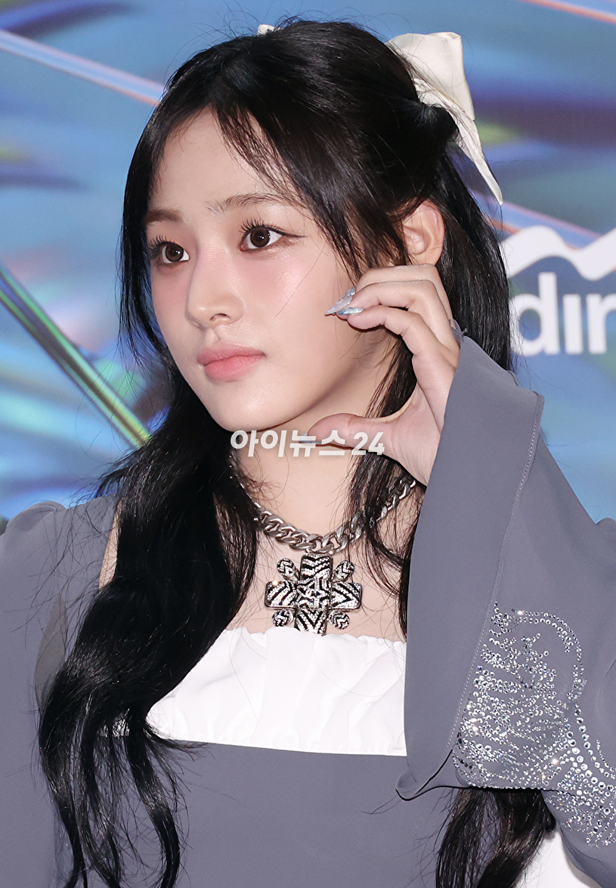 그룹 뉴진스가 6일 오후 인도네시아 자카르타 인터내셔널 스타디움에서 열린 '제38회 골든디스크 어워즈 with 만디리'에 참석하고 있다. [사진=골든디스크 어워즈 사무국]