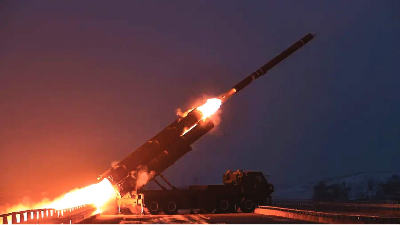 한국에서 만들어진 미사일 사진이다