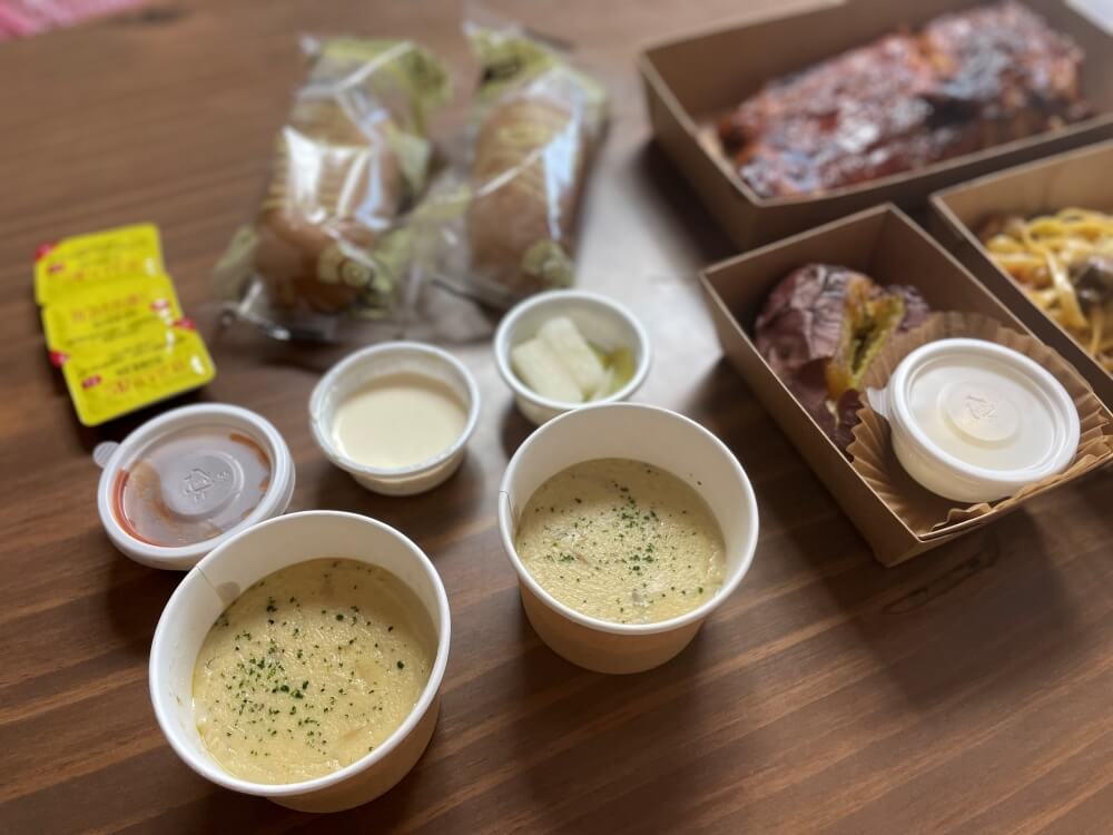 아웃백 런치 세트 사이드 메뉴 - 양송이 스프와 고구마