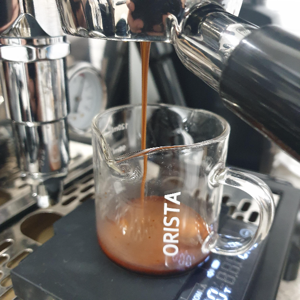 샤케라토와 샤케라토 라테 레시피_에스프레소 추출