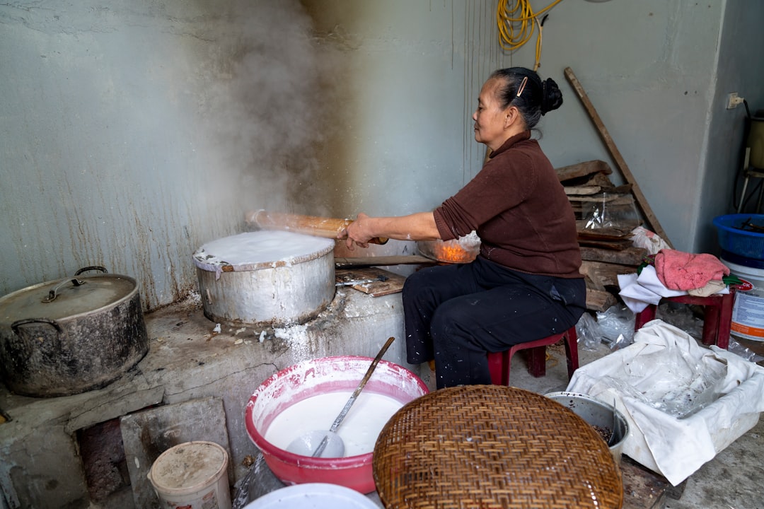 '찰밥' (steamed sticky rice)