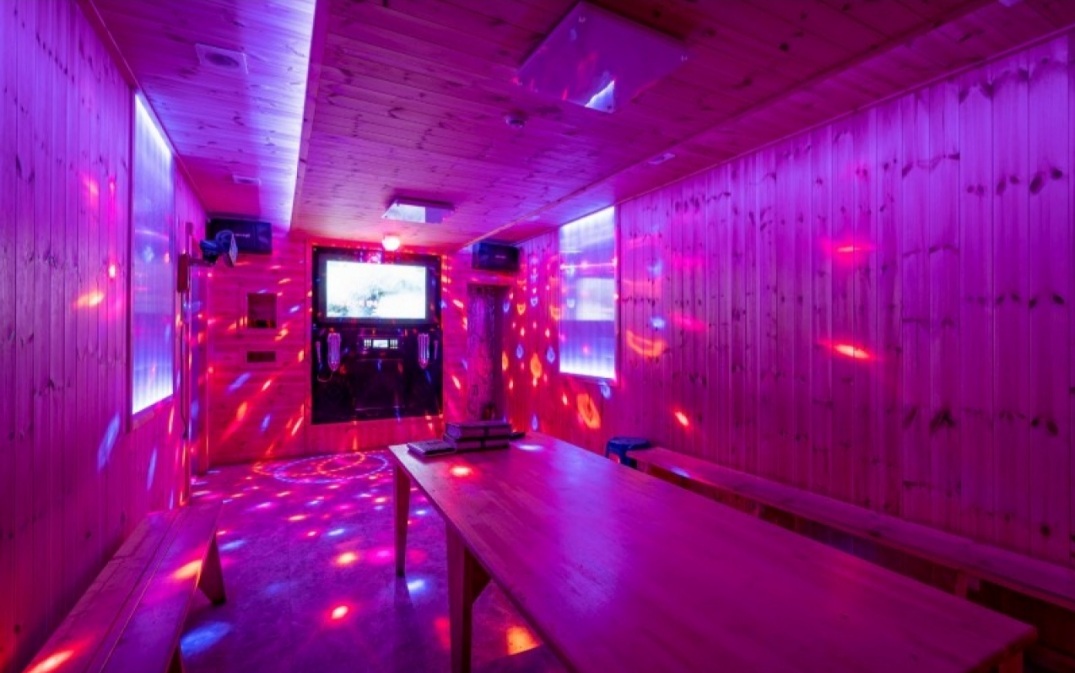 펜션타운 노래방