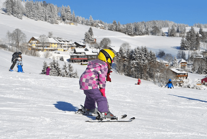 스키-타는-아이