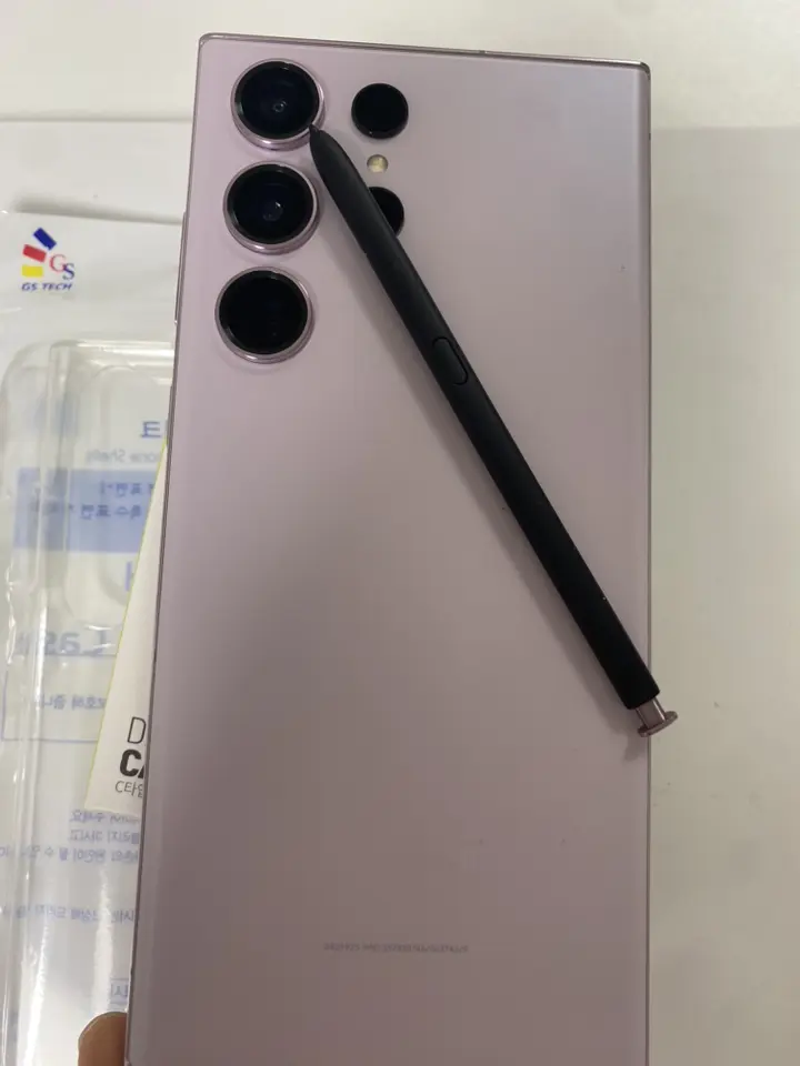 갤럭시 S23 울트라 액정 수리 비용 및 배터리 교체 여부 안내