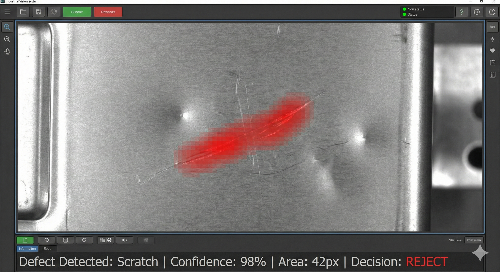미세 스크래치를 붉은색 마스크로 정밀하게 검출한 결과 화면