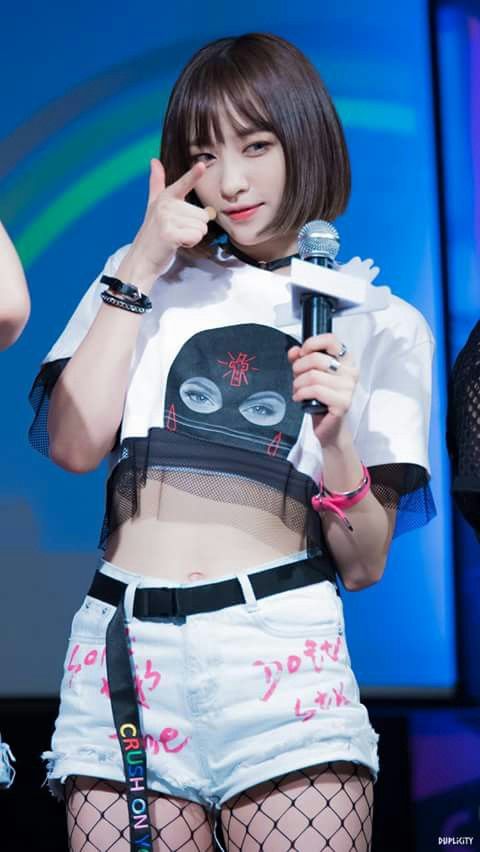 시크한 스타일의 데일리룩 패션스타일 사진 모음 시크한 스타일의 데일리룩 패션스타일 사진 모음