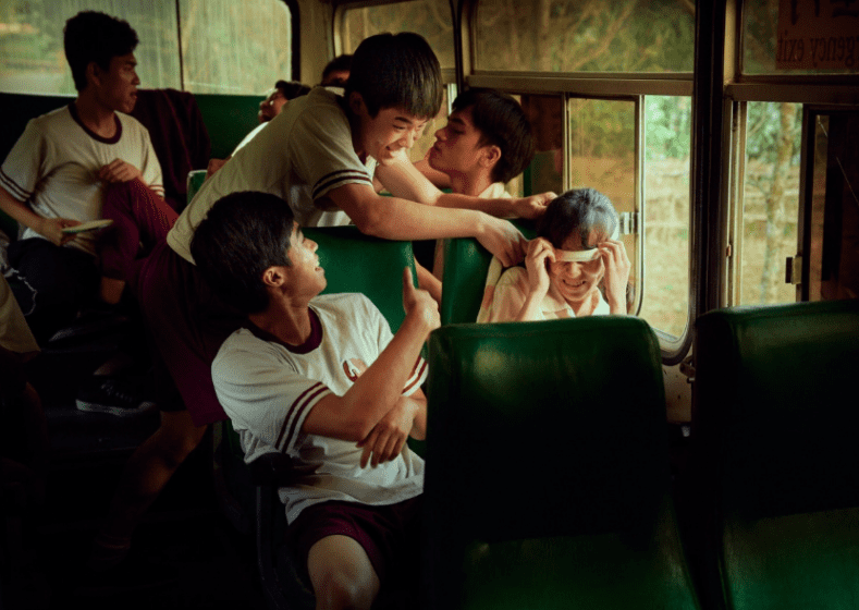 침묵의-숲-버스-장난