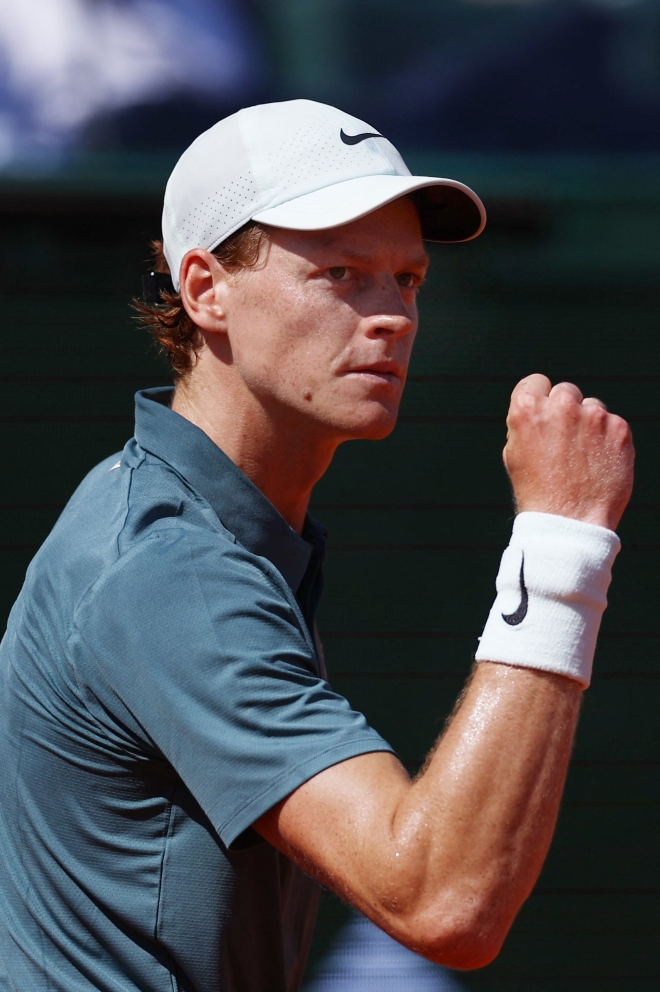 몬테카를로 8강행과 세계 1위 탈환 시나리오: 신네르, ‘37세트 무실세트’ 대기록 마감