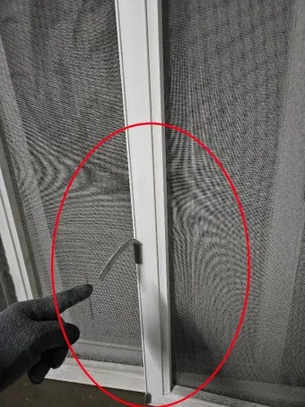 방충망 찌든때 칫솔과 구연산 불림으로 세척하는 법_23