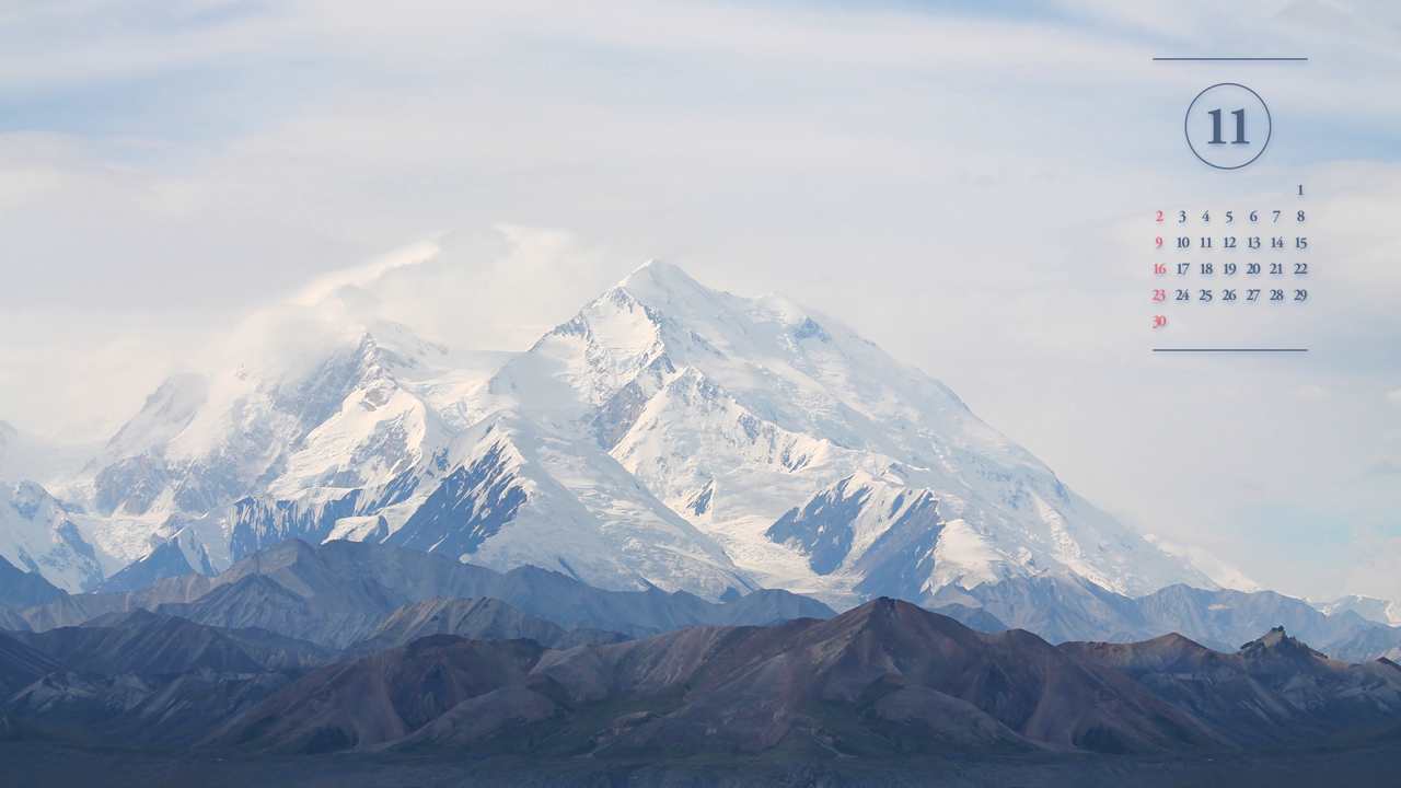 04 눈 덮인 산 A - 2025년11월 노트북배경화면