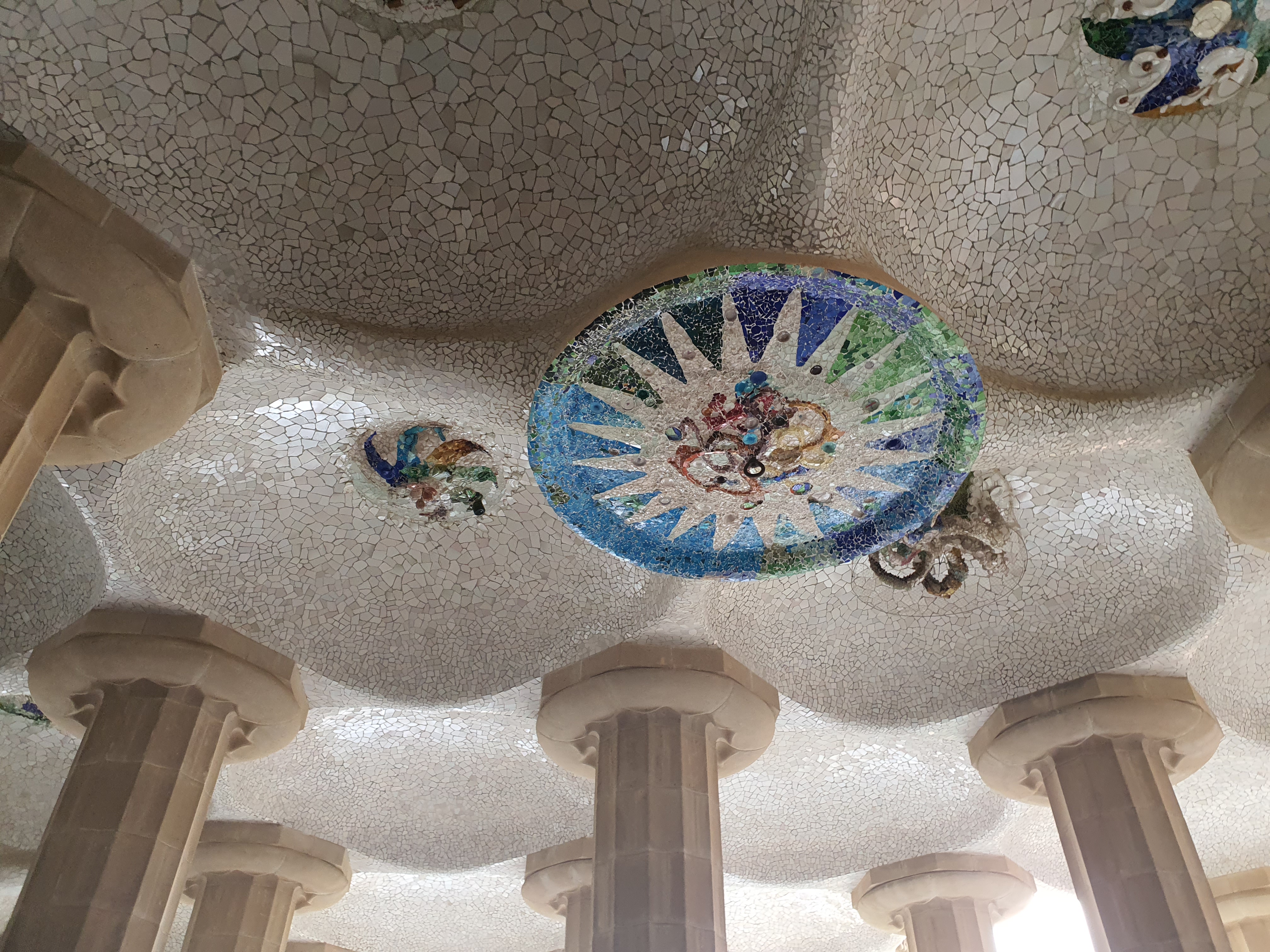 히포스타일 홀의 천정