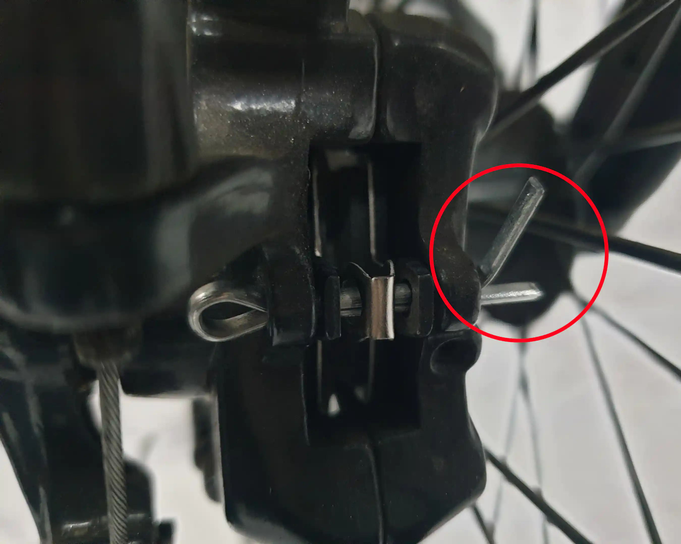 새 브레이크 패드 장착