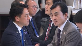 국방장관회담 한국해군과 일본 해상자위대
