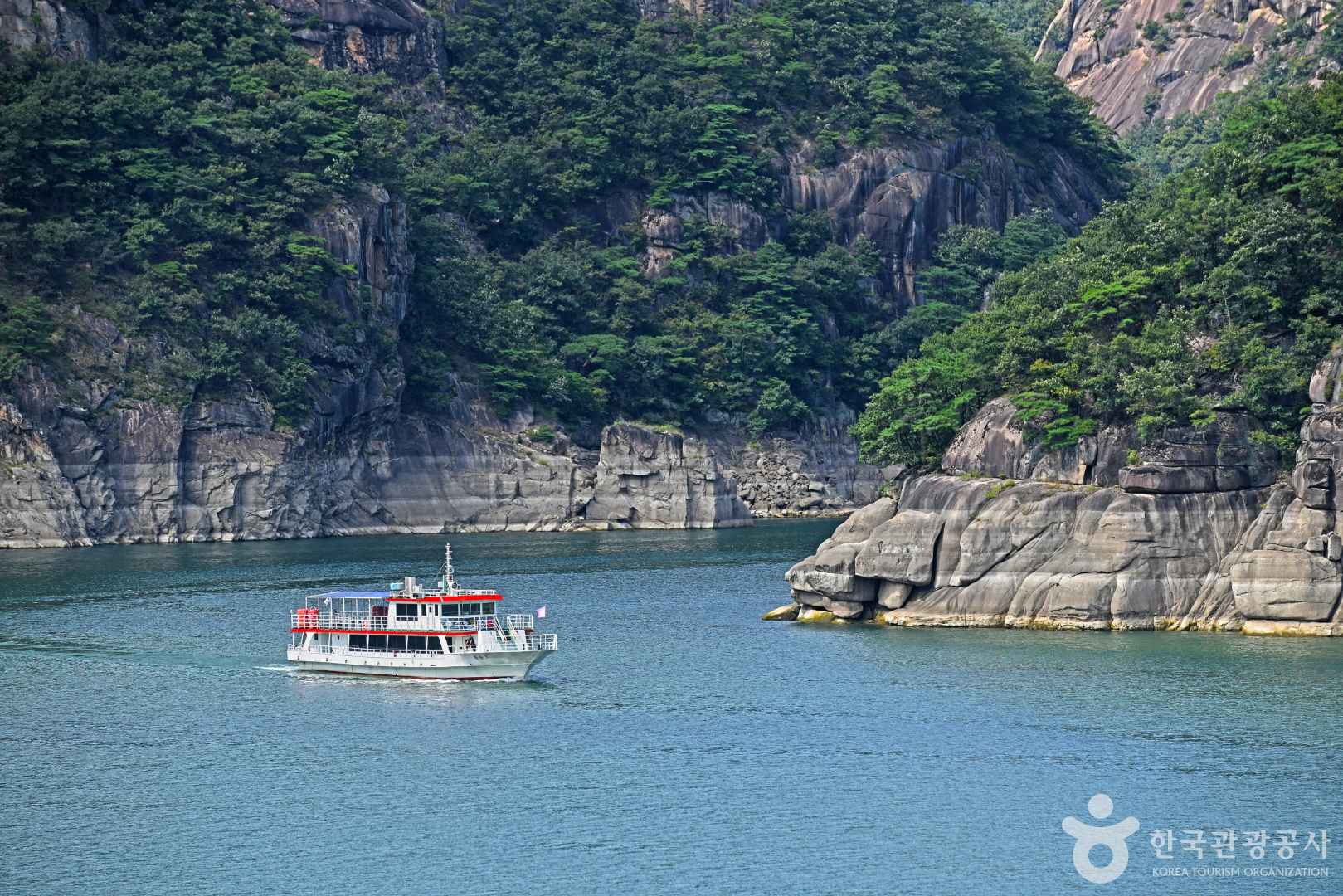 충주호