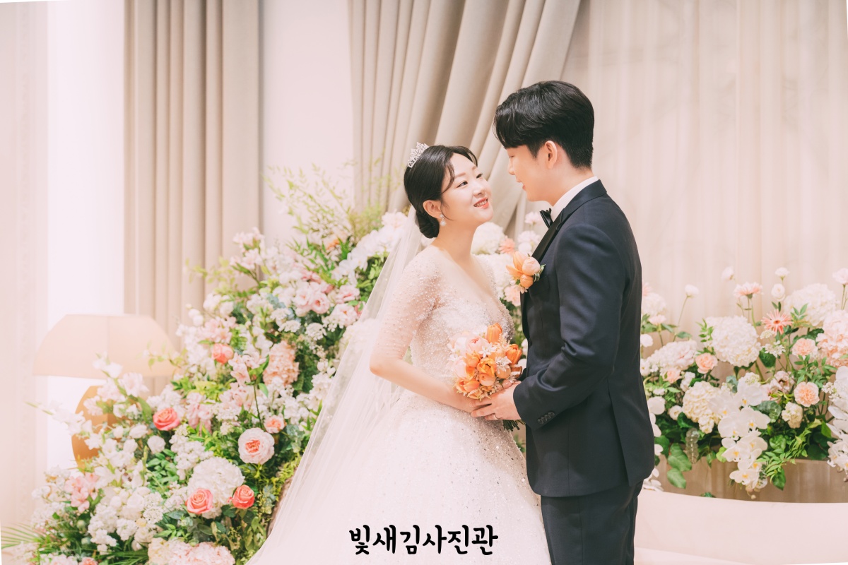 mj컨벤션 다이너스티홀 서브스냅 신부대기실 신랑신부 연출
