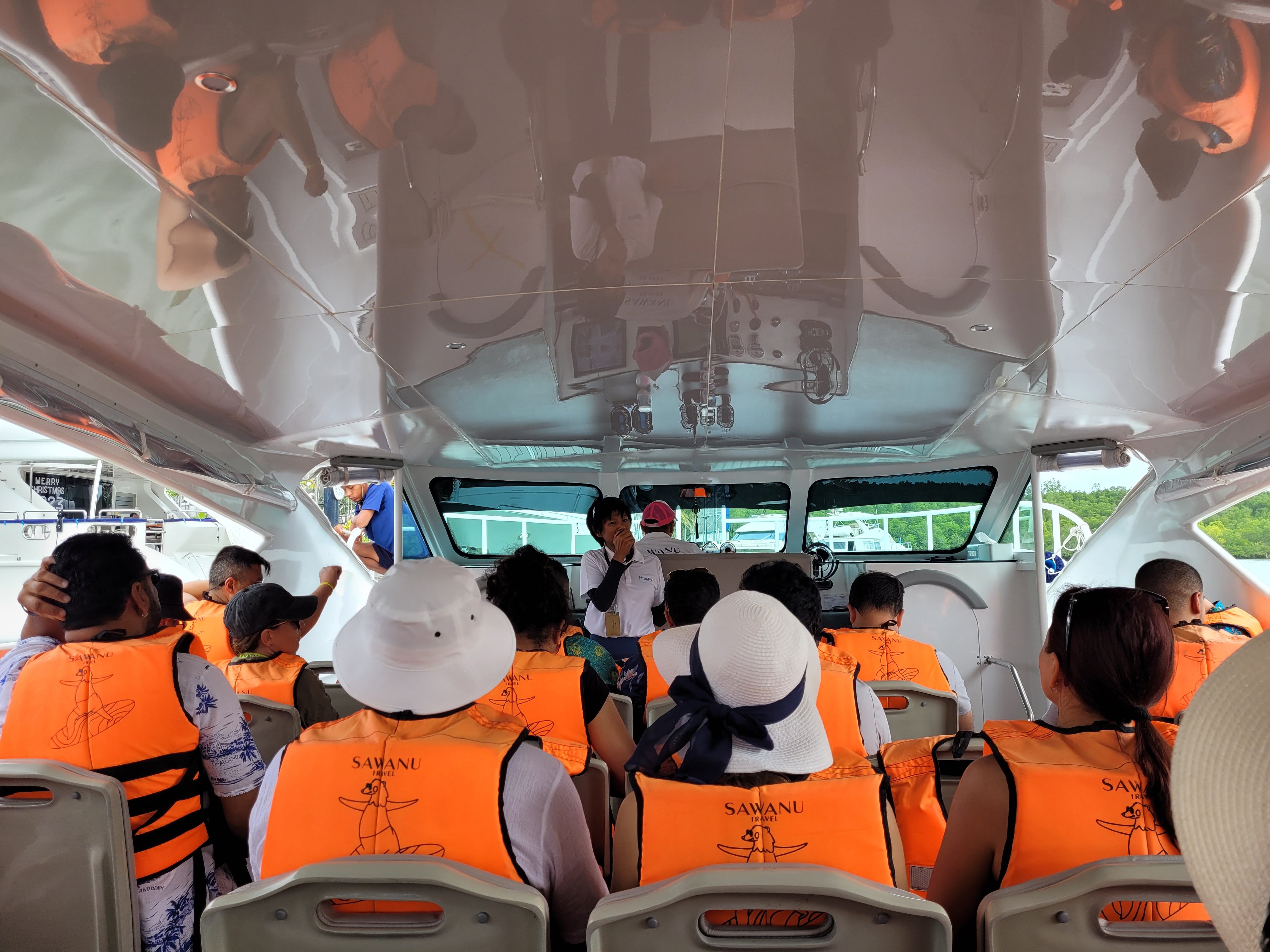 팡아만 가는 보트 안