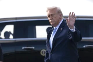 트럼프 공격 유예 이란 언론과 금융시장 반응 주식 관련주 수혜주