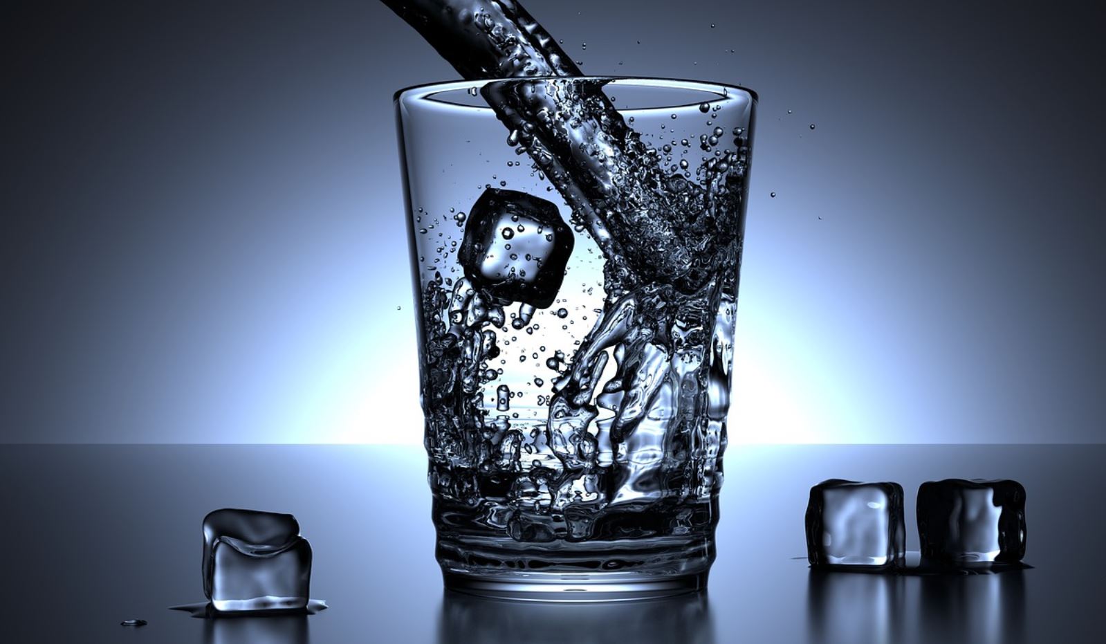 물 한컵 이미지