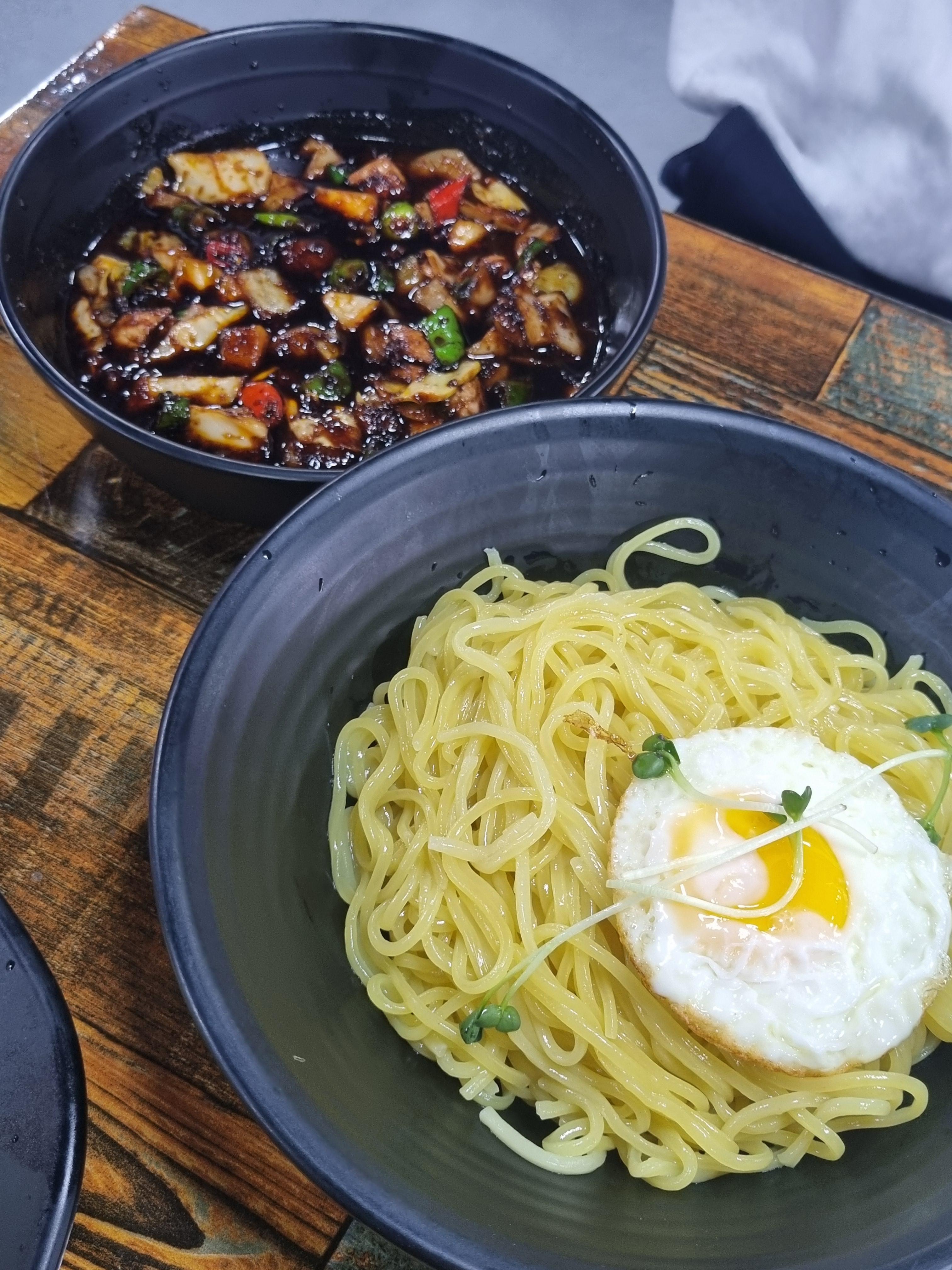 짬뽕강자 고추간짜장