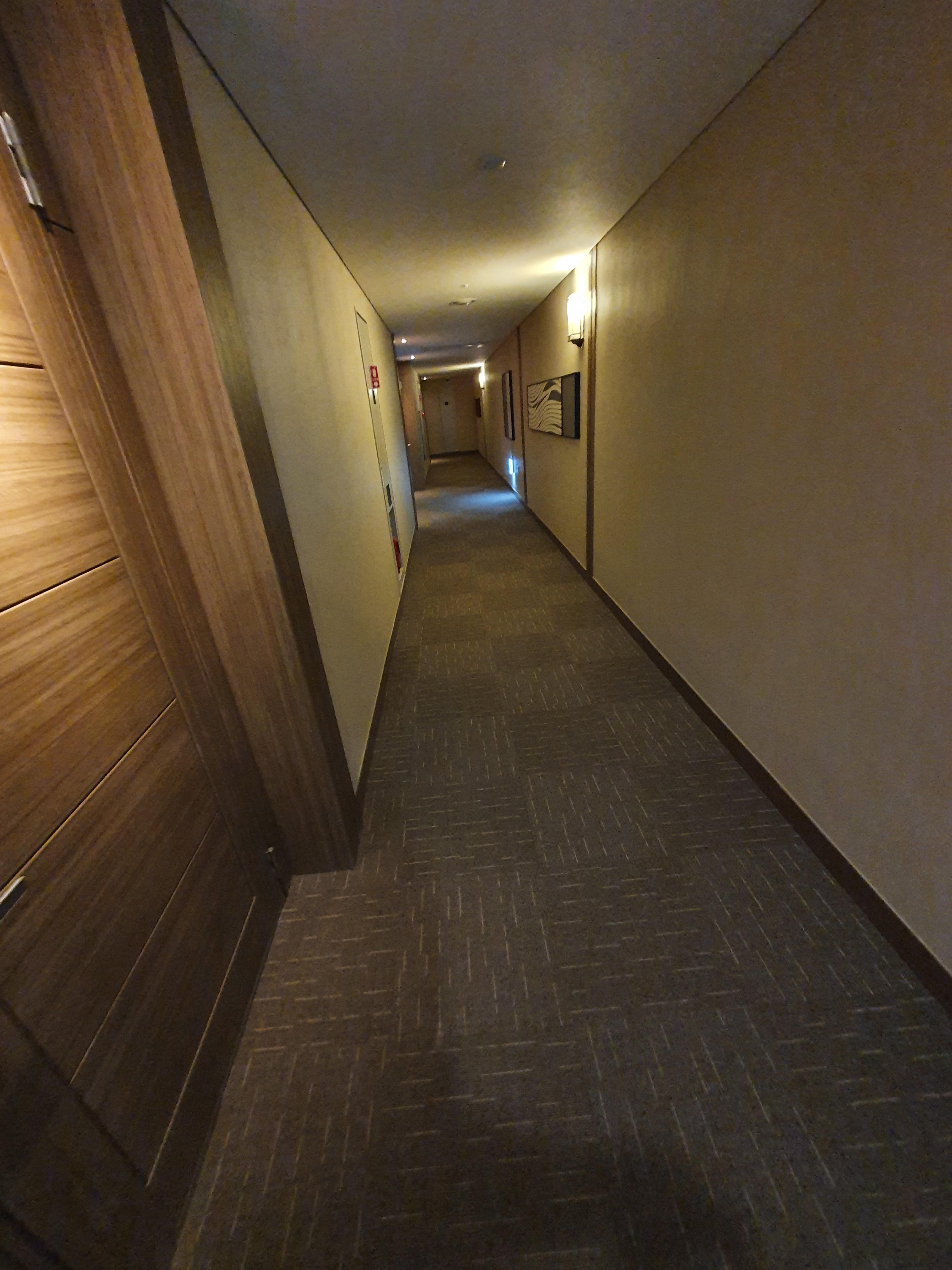 멀다 너무 멀어 소노캄c 320호실