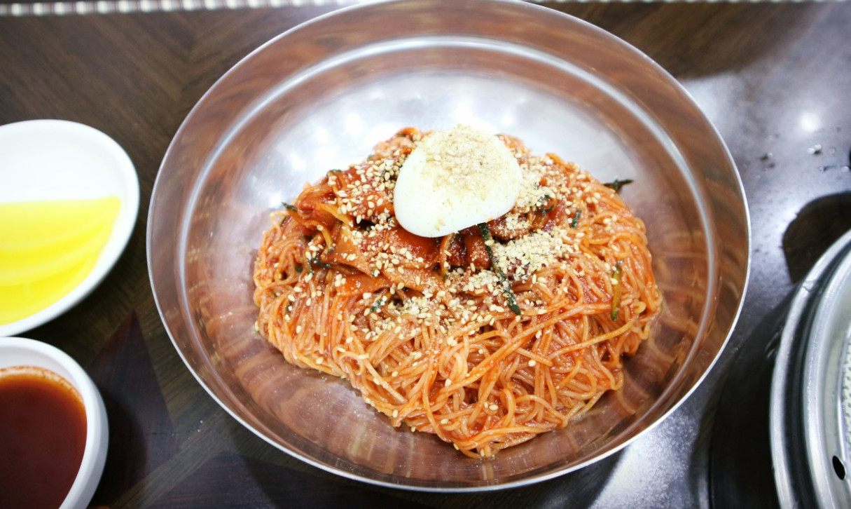 매일아침 부산 밀면