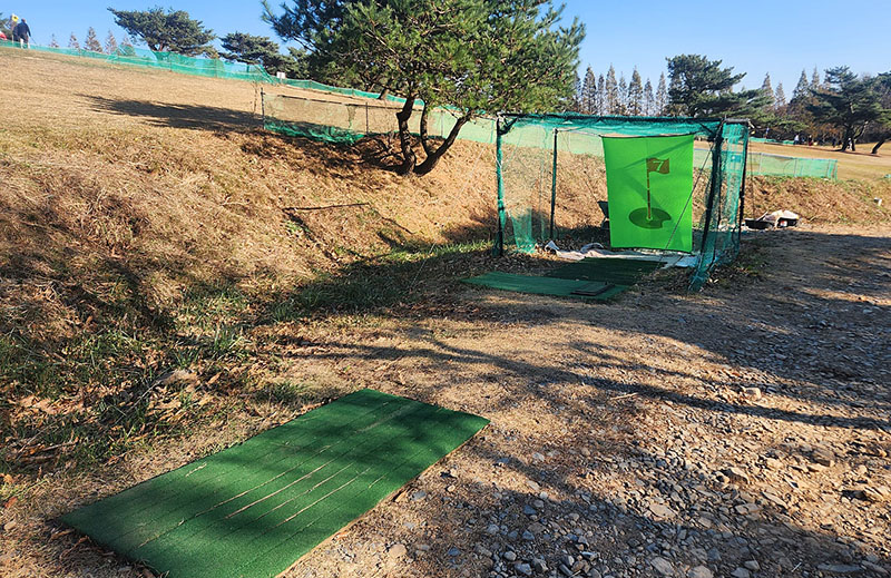 경주 화랑의 언덕 파크골프장. 경북 경주시 산내면 내일리 산261-2