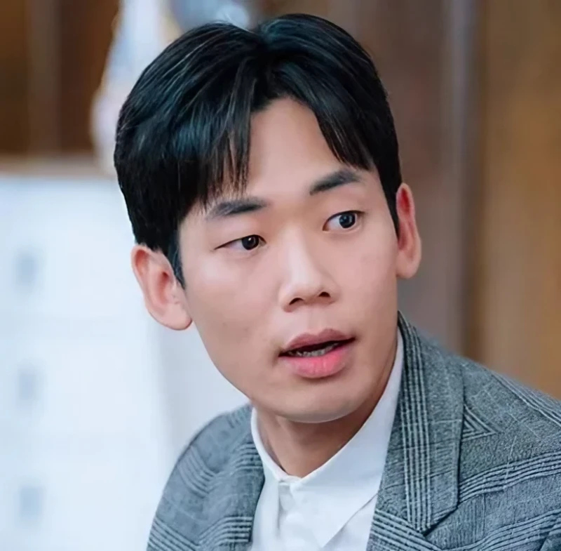 웨딩 임파서블에서 조태민 역을 맡은 김영훈