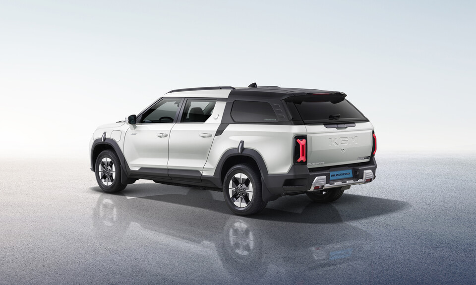 KG모빌리티 무쏘 EV