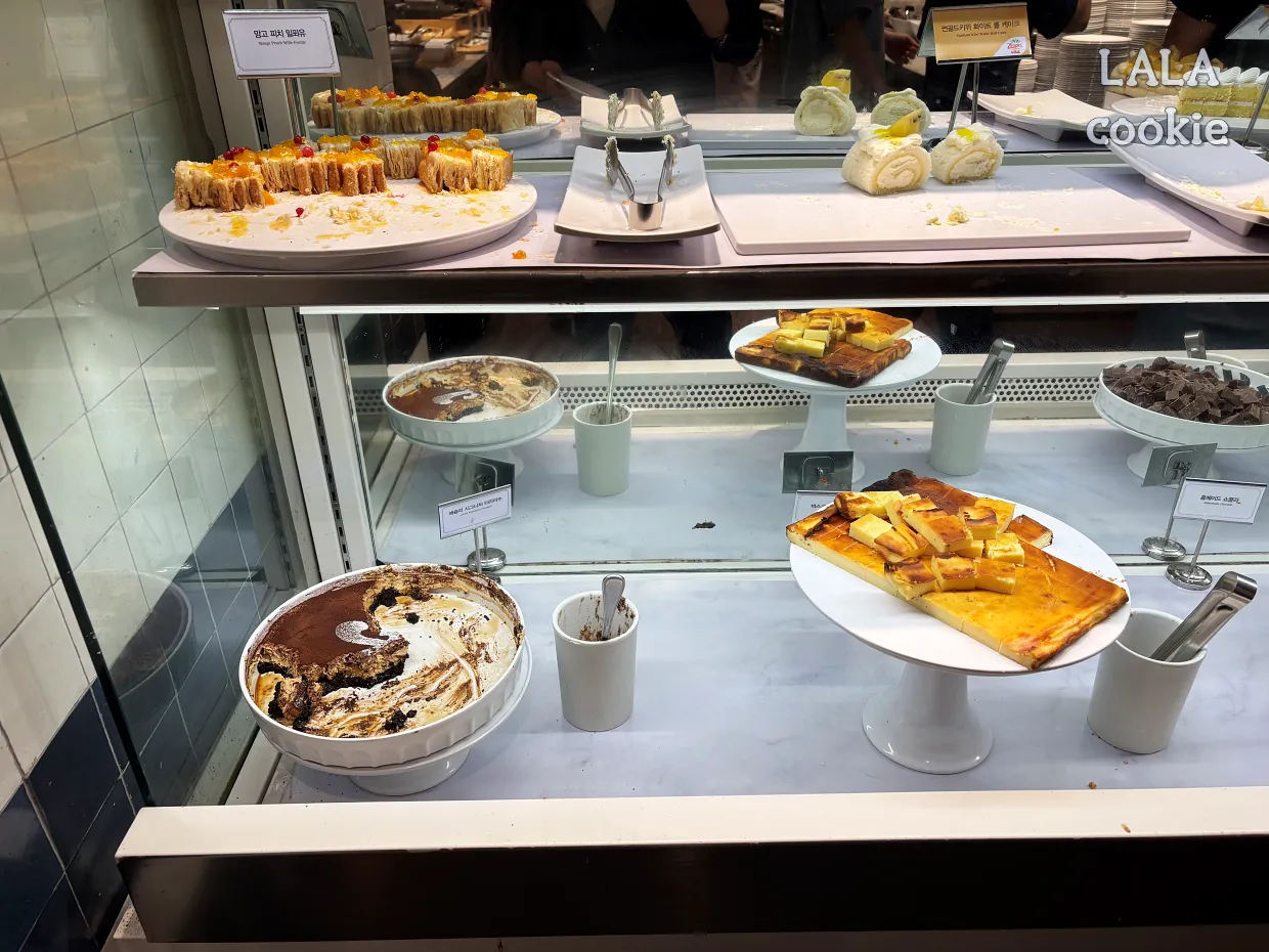 홍대-맛집-애슐리-퀸즈-디저트-종류