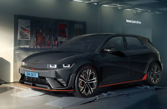 어비스 블랙 펄(색상코드 : A2B)