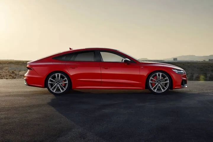 a7 플러그인 하이브리드 측면