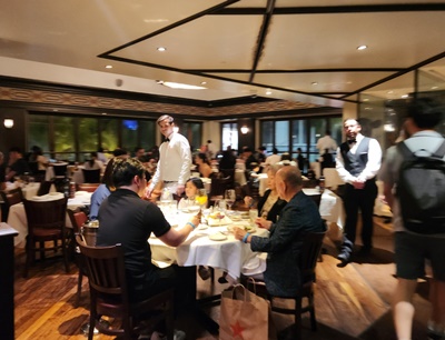 울프강스테이크내부