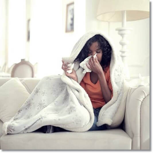 독감에 걸린 여성