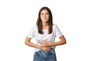 배가 아파서 배를 움켜쥐고 있는 여자모습