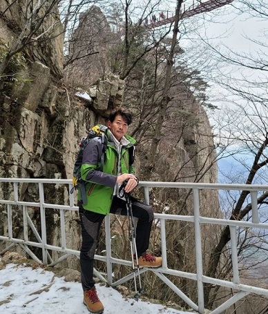 김용필