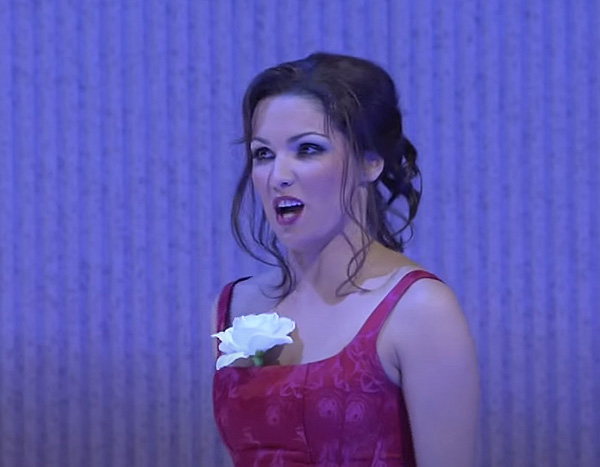 안나 레트넵코 "라 트라비아타"