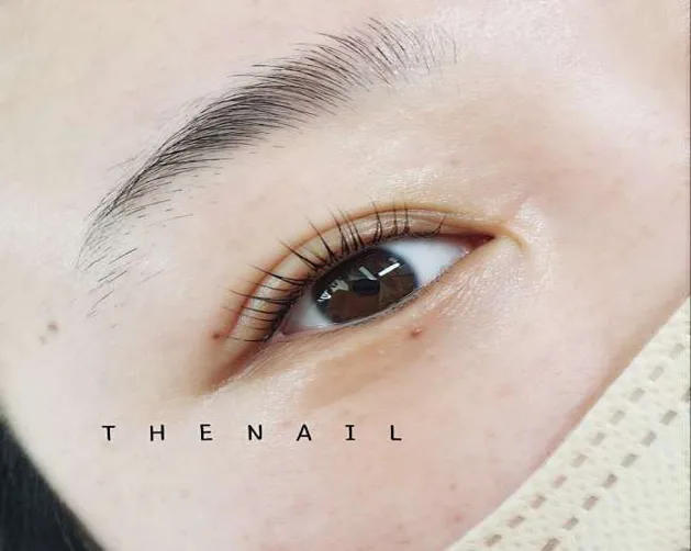더 네일