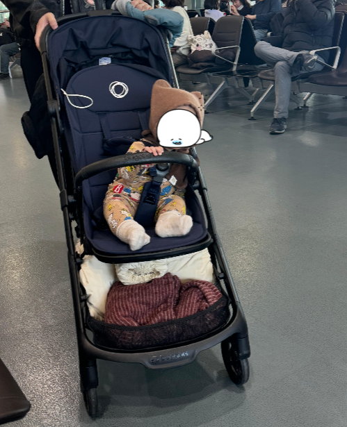 공항에서 사용중인 부가부 버터플라이2 딥인디고 사진 입니다.