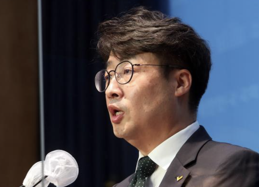 김윤기 부대표