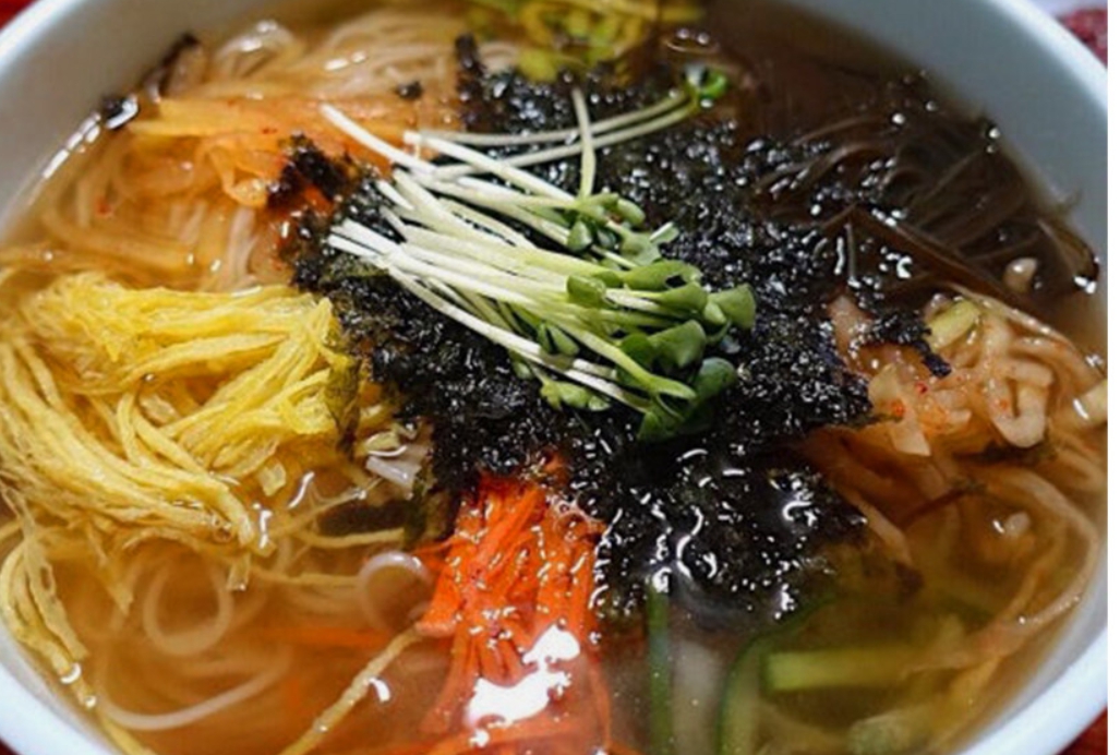 멸치 육수로 만든 국수