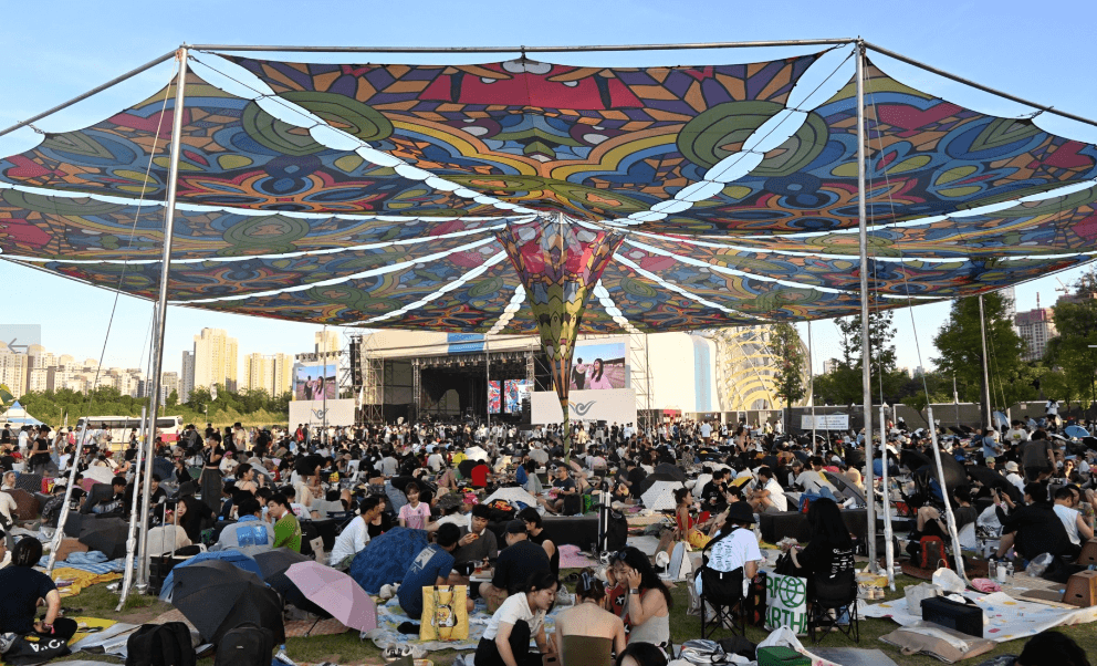 주차장 및 대중교통 안내