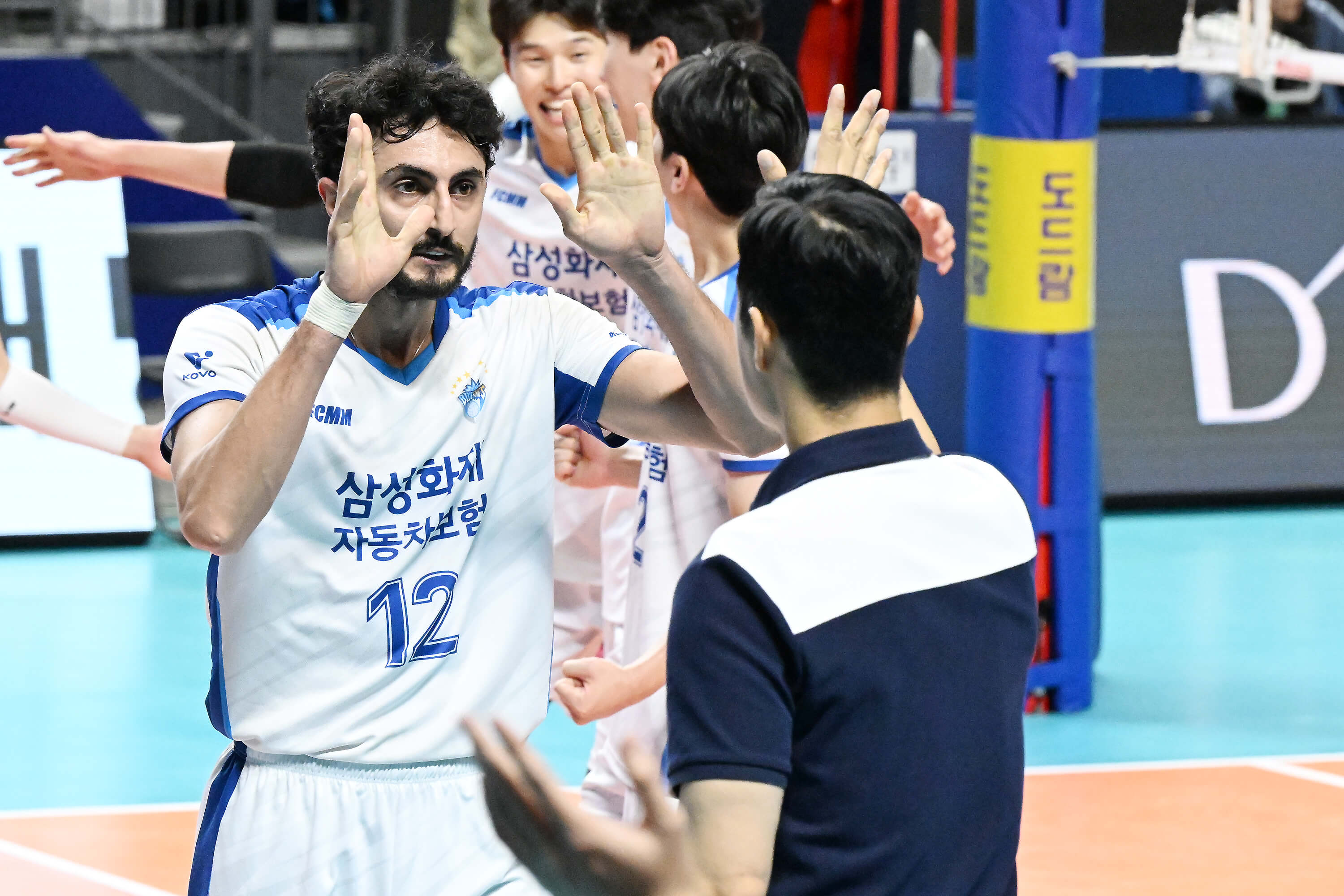 삼성화재 우리카드 배구