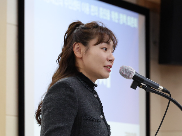 김예지 탄핵 찬성 이유 &amp;#124; 시각 장애인 김예지 국회의원 프로필 나이 고향 학력 가족 결혼 남편 재산